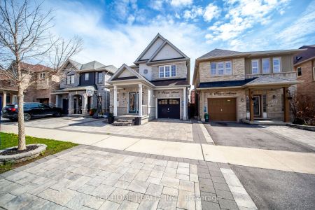 Detached Home For Lease | E9239530 - Photo 4