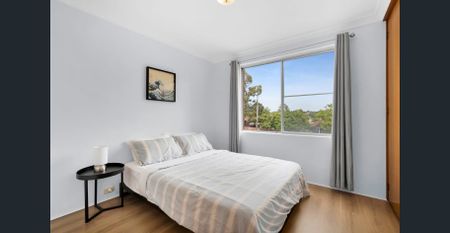 2-bedroom apartment in the heart of Campbelltown - Photo 2
