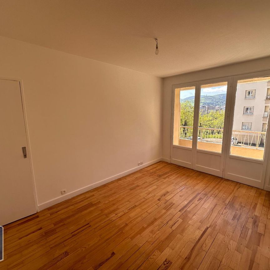 Location Appartement 4 pièces 66m² ST ETIENNE 42100 - Photo 1