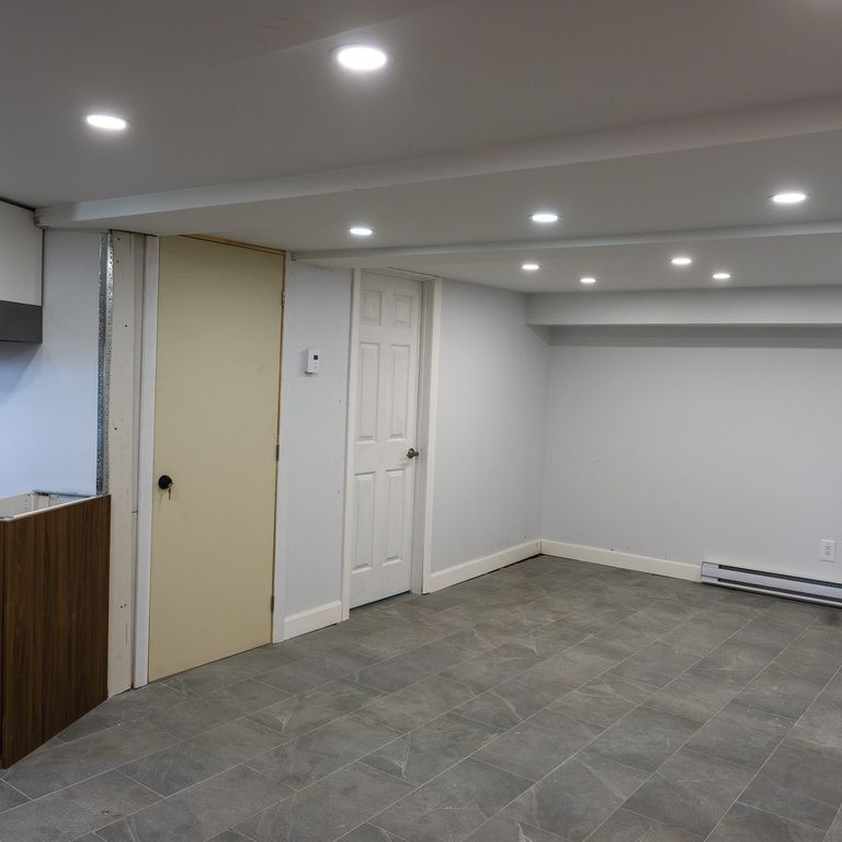 Splendide 4 ½ Très éclairé Neuf - Photo 1