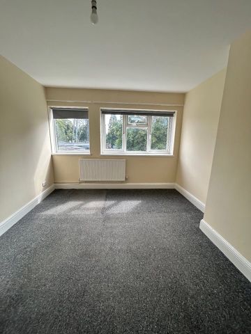 3 Bed Flat, South Norwood Hill, SE25 - Photo 4