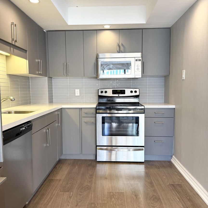 For Lease - 65 Harbour Square Unit# 1609, Toronto, Ontario - Photo 1