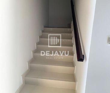 Fully Upgraded | Single Row | Prime Location - Photo 4