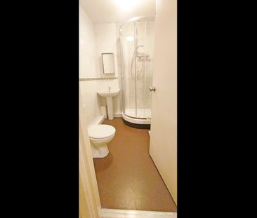 Room in a Shared Flat, Liverpool, L15 - Photo 5