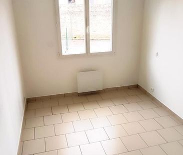 A LOUER: Sur la commune de Goeulzin, Maison T3 en retrait de rue - ... - Photo 5