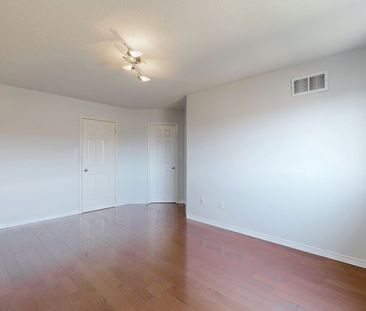 For Lease - 60 Cariglia Trail, Markham, Ontario - Photo 6
