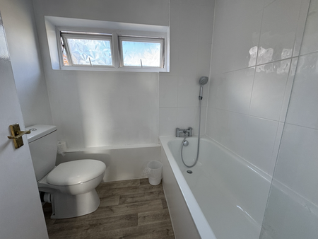 3 bedroom maisonette to rent - Photo 3