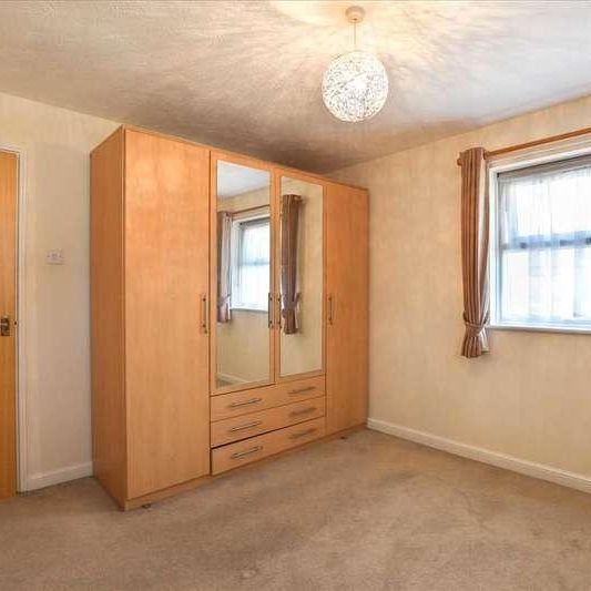 Meltham Close, Northampton, NN3 - Photo 1