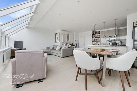 2 bedroom flat to rent - Photo 2