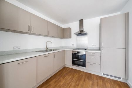 2 bedroom flat to rent - Photo 3