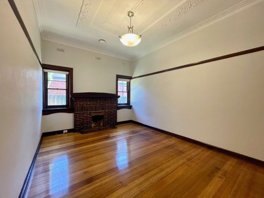 23 Mantell Street, Moonee Ponds VIC 3039 - Photo 1