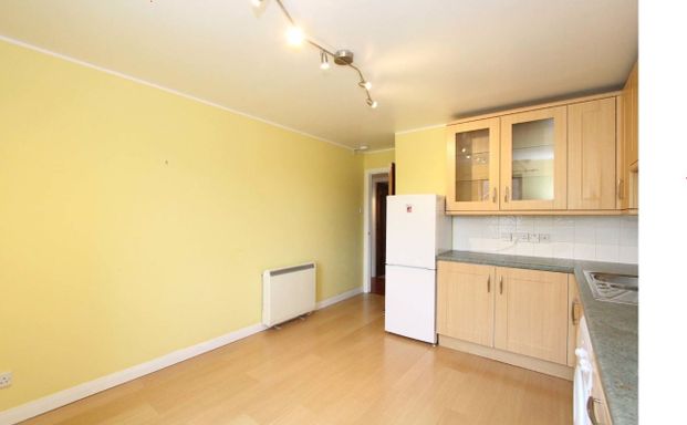 2 Bed Flat, Linksfield Road, AB24 - Photo 1