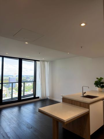 Modern 1-Bedroom Apartment with Appliances & Secure Parking - Photo 4