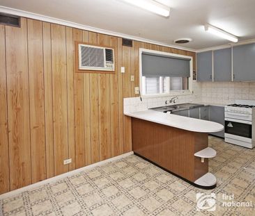 24 Lorna Street, Cranbourne - Photo 3