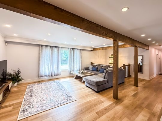 For Lease - 116 Sunset Beach Road Unit# Main, Richmond Hill, Ontario - Photo 1