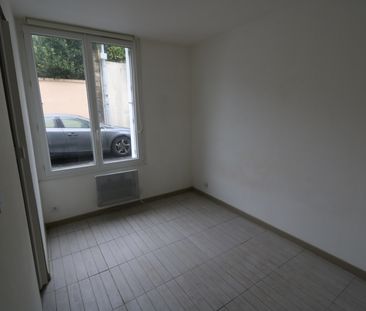 Location Appartement 2 pièces 22m² - Photo 2