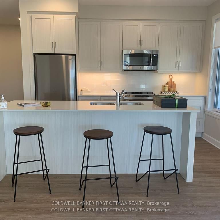 For Lease - 140 BOUNDSTONE Way Unit# 304, Manor Park - Cardinal Glen and Area, Ontario - Photo 1