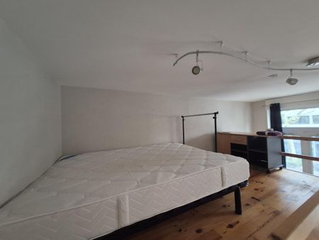 Location Appartement 1 pièce 28m² LILLE 59000 - Photo 2