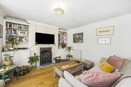 4 bedroom terraced house to rent - Photo 2