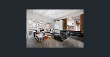 Dual-Living Property – Two Self-Contained Dwellings - Photo 2