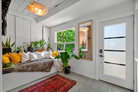 For Lease - 143 Parkmount Road, Toronto, Ontario - Photo 2