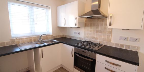 26 Henry Robertson Drive, Oswestry, SY11 3GY - Photo 3