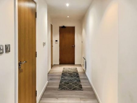 2 bedroom flat to rent - Photo 2