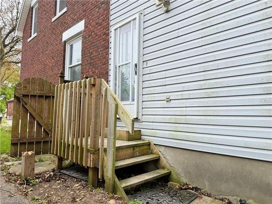 For Lease - 50 Haddington Street Unit# 1, Cambridge, Ontario - Photo 1