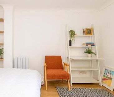 Studio Flat, Redland Road, BS6 - Photo 3