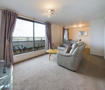 2 bedroom penthouse to rent - Photo 1