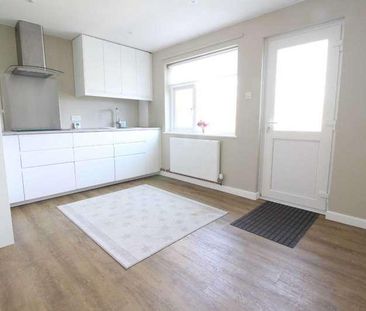 Winscombe Court, Frome, BA11 - Photo 5