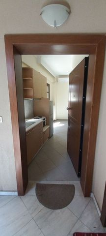 Studio/Γκαρσονιέρα για ενοικίαση Άνω Πόλη - Photo 3