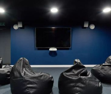 Gold Ensuite - Photo 1