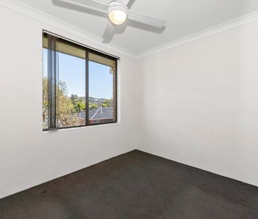 One Bedroom Apartment - Photo 2