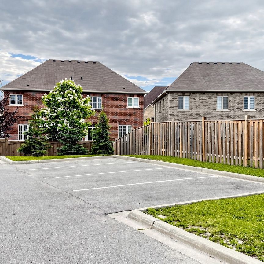 For Lease - 10981 Woodbine Avenue, Markham, Ontario - Photo 1
