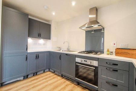 2 bedroom flat to rent - Photo 4