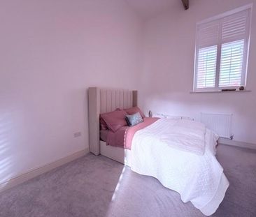 2 bedroom bungalow to rent - Photo 1