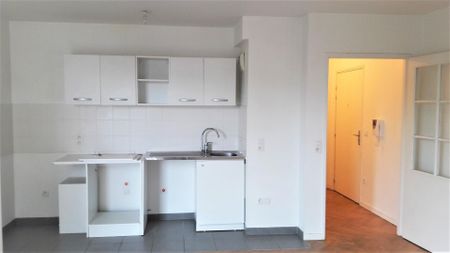 location Appartement T2 DE 42.28m² À LE CHESNAY - Photo 5