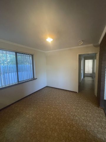 Classic Family Home In Gosnells - Photo 4