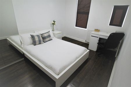 13 Kelso Road, Flat 1T, LS2 9PR, Leeds - Photo 5