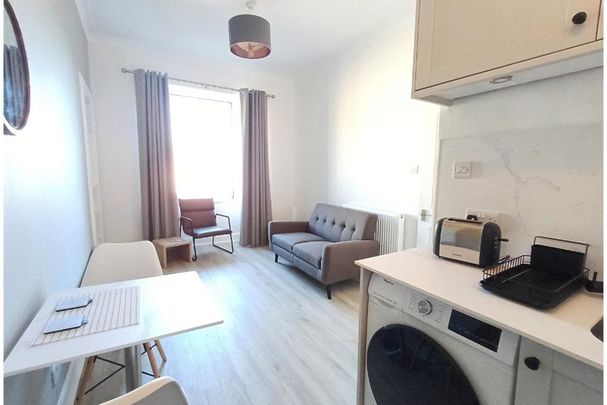 1 bed flat for rent in Leith Walk - Photo 1