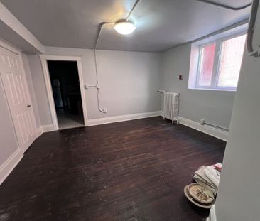 For Lease - 959 Main Street Unit# 1, Hamilton, Ontario - Photo 5