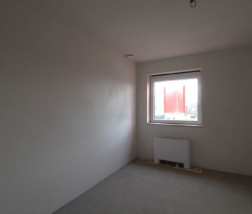 Prachtige nieuwbouwwoning te huur in Sijsele - Photo 2