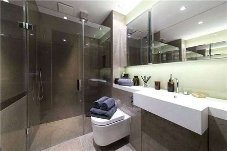 Beautiful third-floor apartment in the heart of St James's - Photo 4