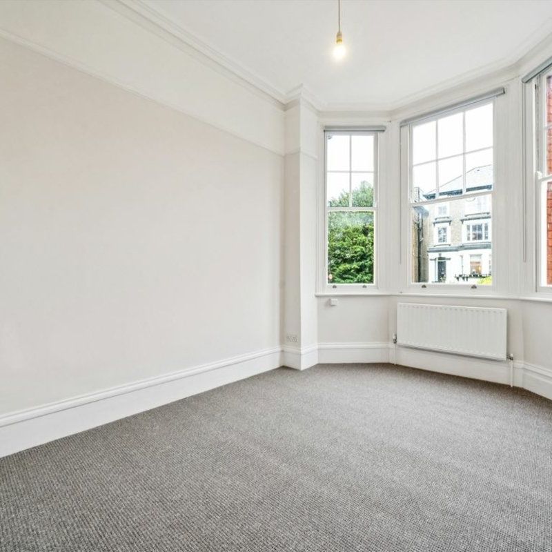 Thurlow Park Road - Photo 1