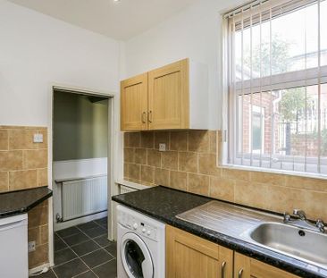 3 bedroom terraced house to rent - Photo 5