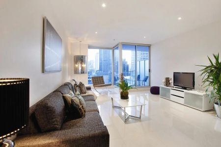 Fully-equipped and stylish apartment at the top end of the CBD - Photo 2