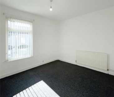 2 Bedroom Terraced - Photo 4