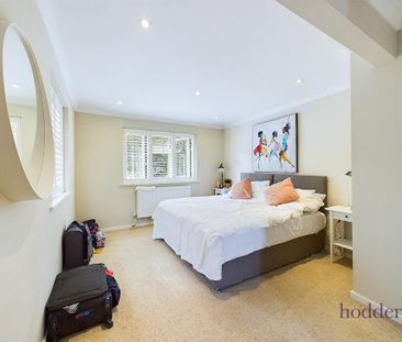3 bedroom detached house to rent - Photo 2