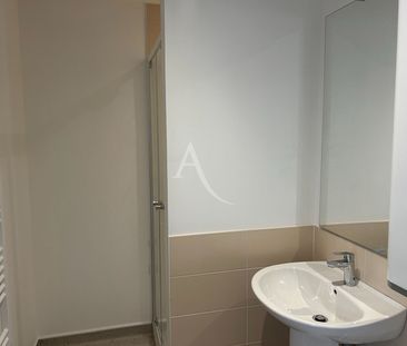 Location Appartement 1 pièce 37m² - Photo 6